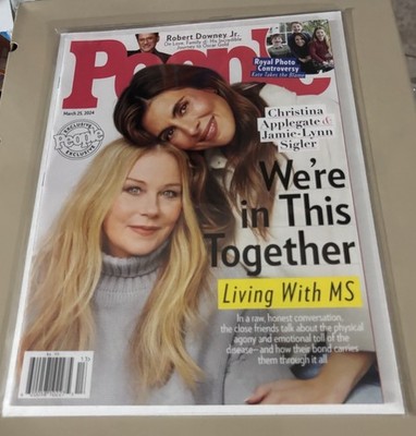 CHRISTINA APPLEGATE/JAMIE-LYNN SIGLER NO LABEL - PEOPLE MAGAZINE - MARCH 25 2024