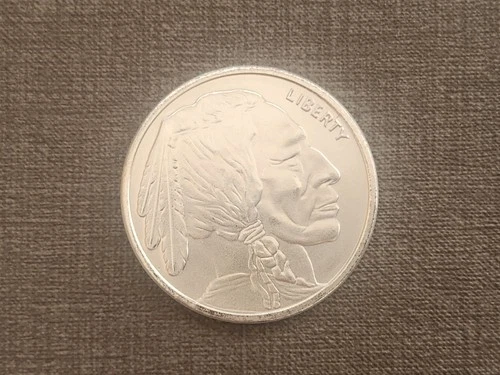 1 Troy Ounce - Buffalo / Indian Head  .999 Fine Silver Round - 1