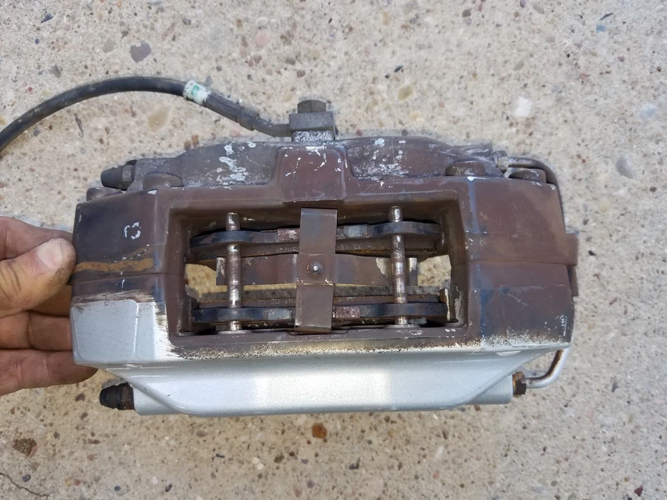 2003 2004 2005 JAGUAR XJR S-TYPE R BREMBO 4 PISTON REAR BRAKE CALIPER SET - Image 4 of 4