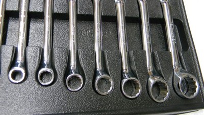SNAP-ON 8PC 12PT METRIC SHORT 10° OFFSET BOX WRENCH SET 6-20MM