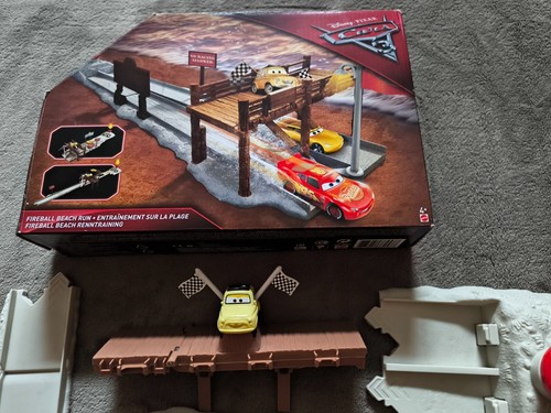 ""MATTEL - DISNEY PIXAR CARS 3 - RENNBAHNEN GEBRAUCHT - RAR "" - Bild 12 von 14