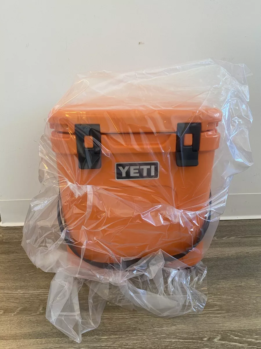 Yeti Roadie 24 King Crab Orange Cooler