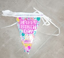 Guirlande anniversaire « Happy birthday » avec 15 fanions longueur 5 m