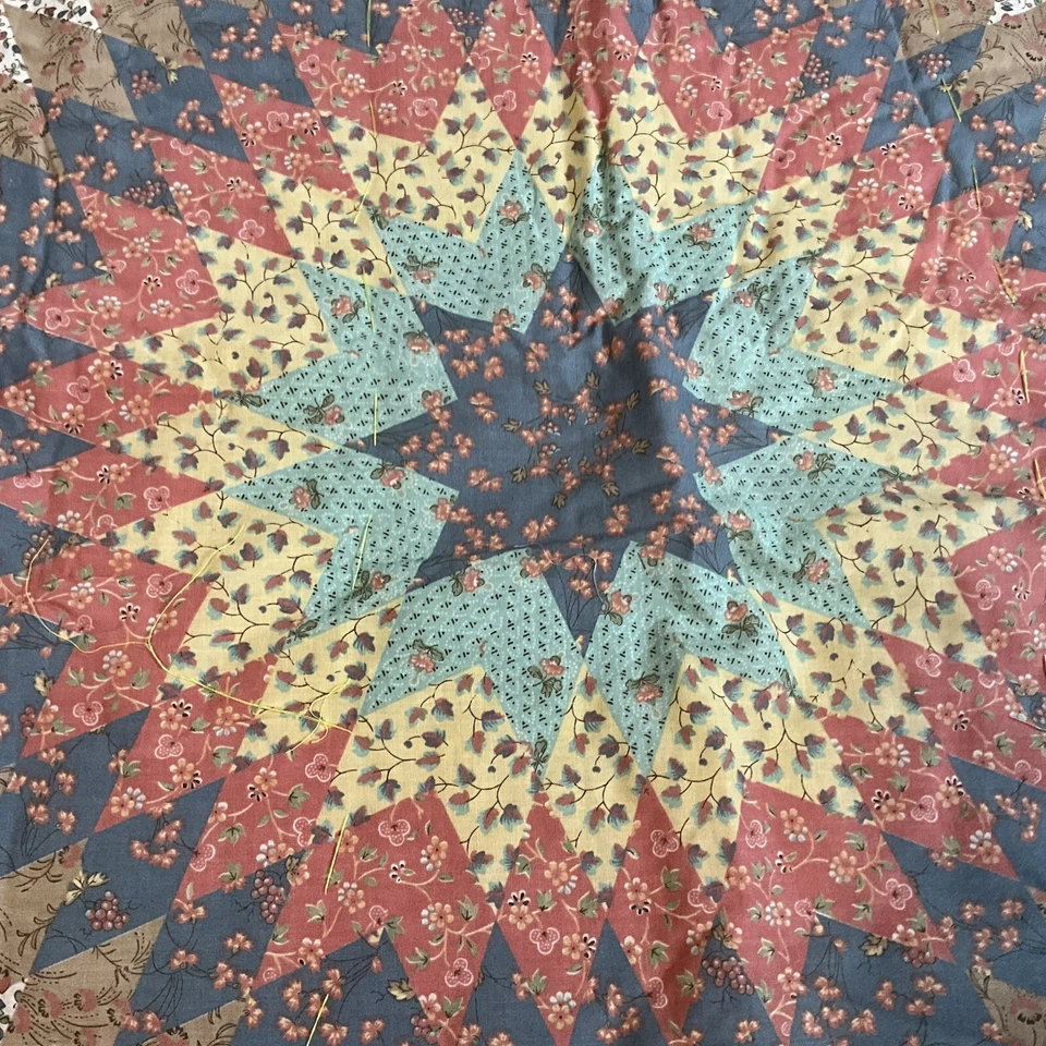Vintage Fabric Panel Star Burst Farmhouse Cotton Started Quilt 3 Layers 35 x 43 - Image 3 of 4