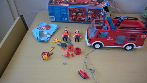 Playmobil Camion De Pompiers 3880 - Incomplet, Partie Pare-brise Cassée