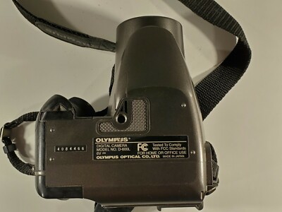Olympus CAMEDIA D-600L 1.4 MP Digital SLR Camera - Black