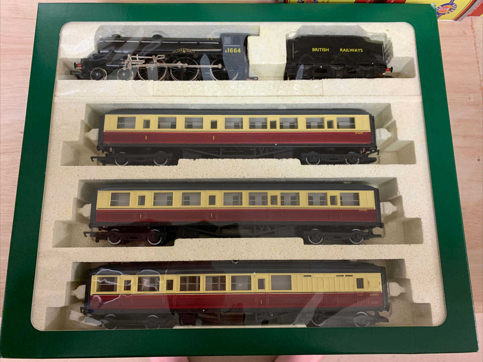 Hornby R.2044 'Liverpool' Train Pack Collection Mint eBay