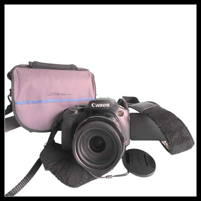 CANON POWERSHOT SX60 HS 16.1MP 65x Optical Zoom Camera Bag Charger Case SD Card