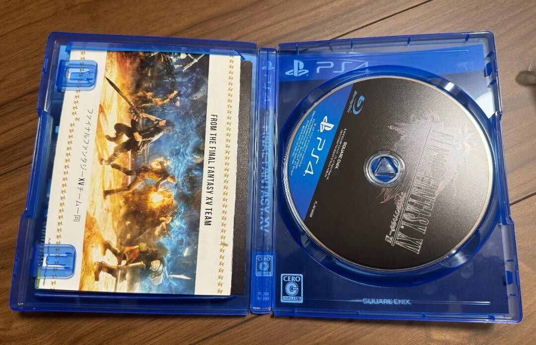 Sony PlayStation4 First Limited Pack With Camera CUHJ-10001 Sony PlayStation4 First Limited Pack With Camera CUHJ-10001