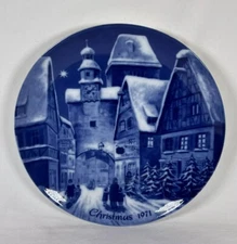 Vintage Rothenburg en Tauber German Collectible Christmas Plate Augustus Caesar