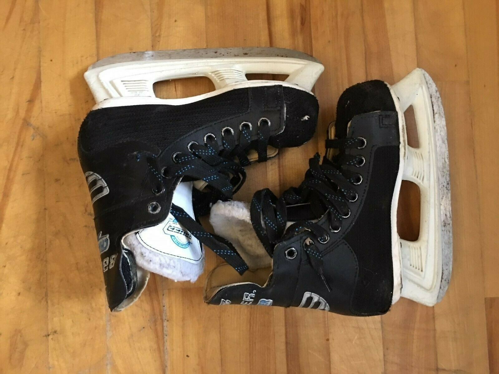 Bauer Charger SKATES Youth size 1 DD eBay