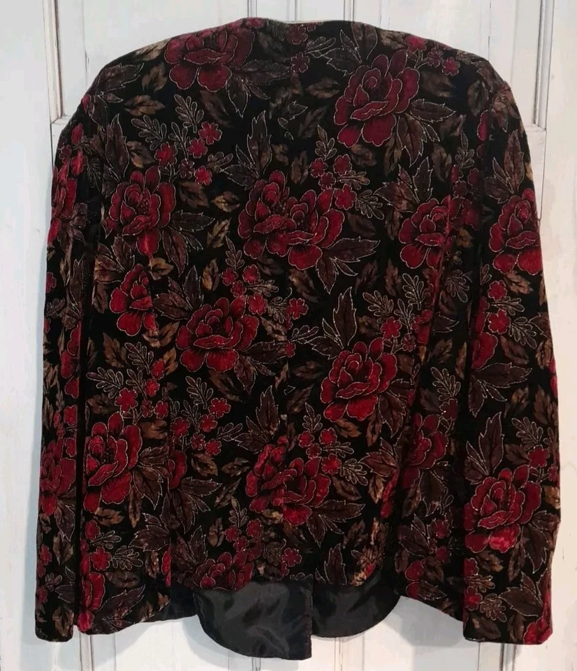 R&K Evenings 黑色天鹅绒西装外套带红玫瑰 20 码复古美国制造 — 第 4/4 张图片