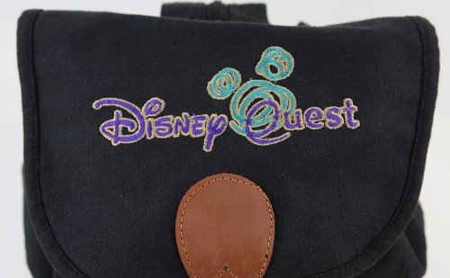 NEW! RARE! Disney Quest 1990’s Canvas Slingback Backpack Black Disney Springs - 第 2/12 張圖片