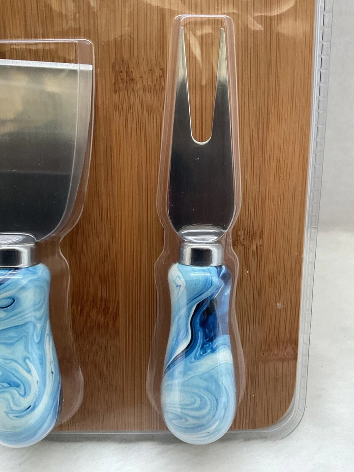 Tabla de Charcutería con Queso Juego 4 Piezas Remolino Azul Blanco Bambú Nuevo Foto 4 de 4