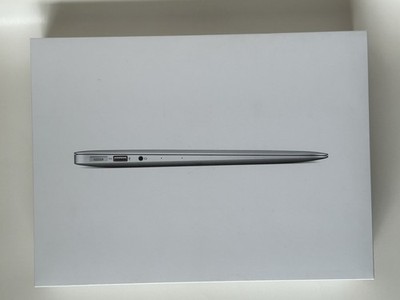 Apple MacBook Air 13.3'', 1.4GHz Intel Dual-Core i5, 4GB RAM, 128GB SSD, A1466