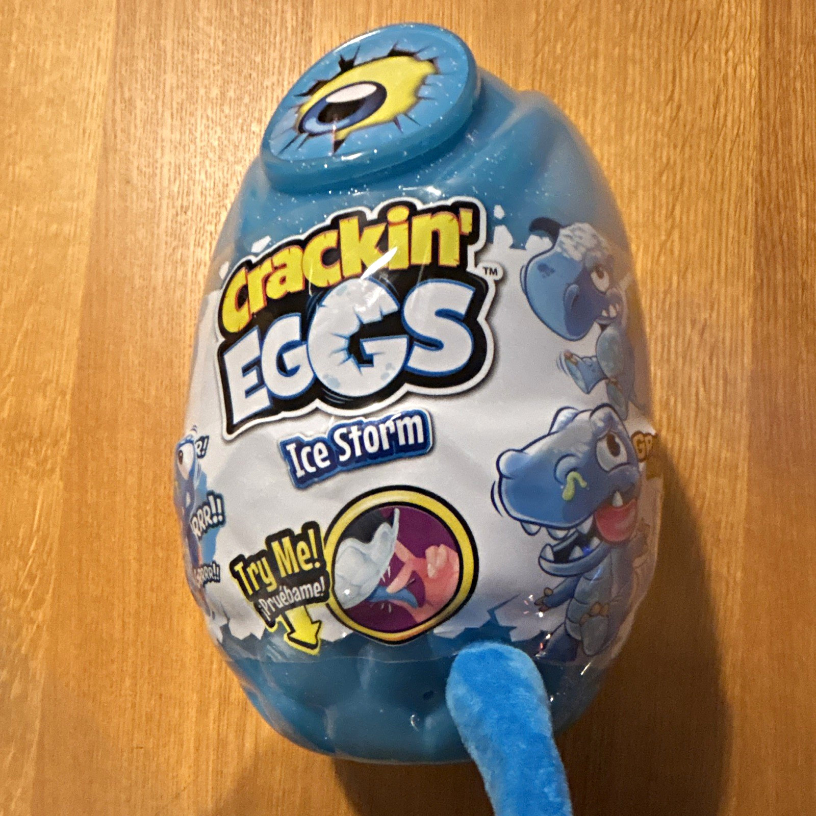 Crackin' Eggs Ice Storm Dinosaur Crackin' Egg Toy 54003 Age 3-4 Years