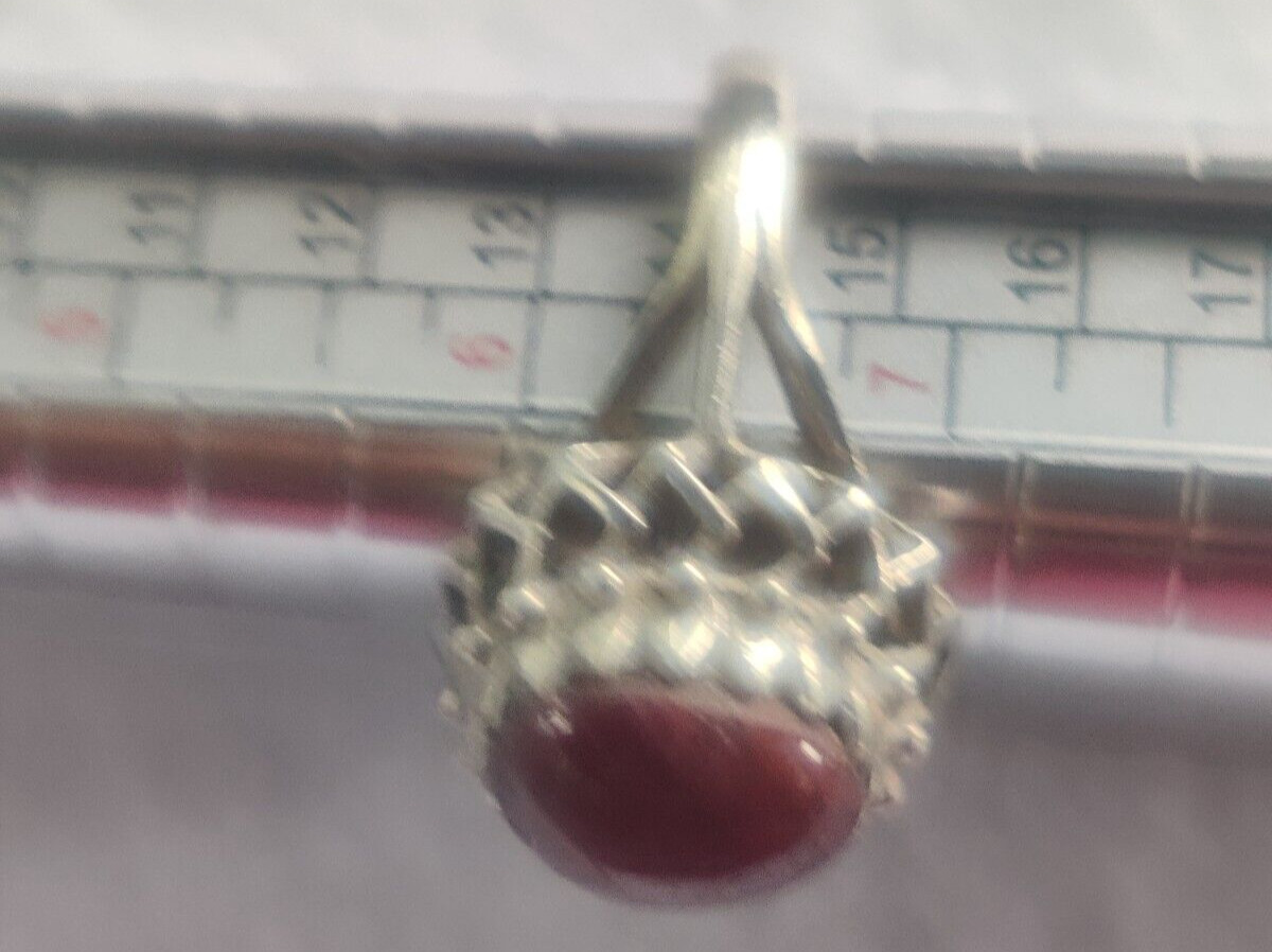 Sterling silver ring with red star ruby - image 4