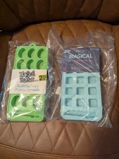 MAGIC BUTTER GUMMIE TRAY SET OF 2 BLUE AND GREEN 