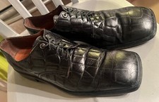 VERSACE ITALY #3099  MENS “ALLIGATOR” EMBOSSED LEATHER SQUARE TOE SHOES SIZE 43