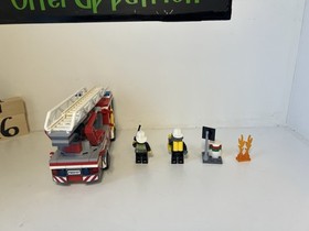 LEGO CITY: Fire Ladder Truck (60107)