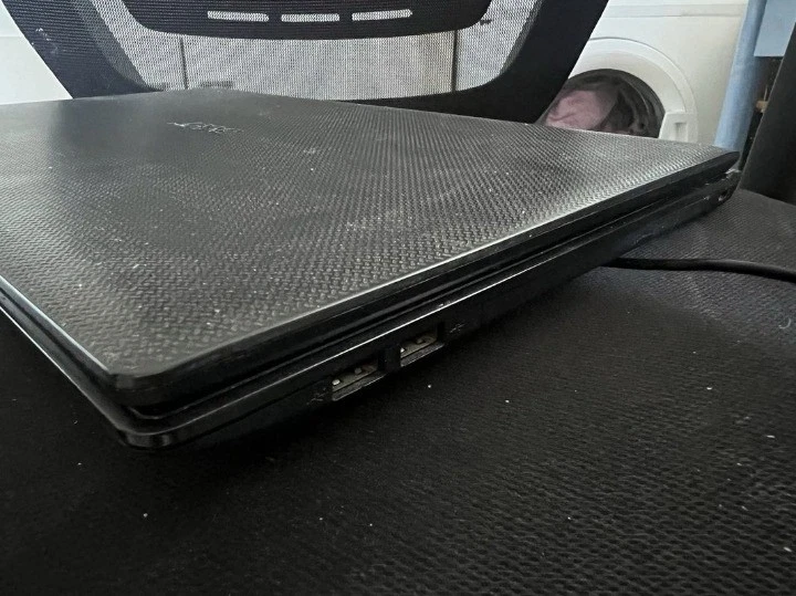 Acer Aspire 5742 Core i3 370M 2.40 GHz / W10 Pro - Photo 4/4
