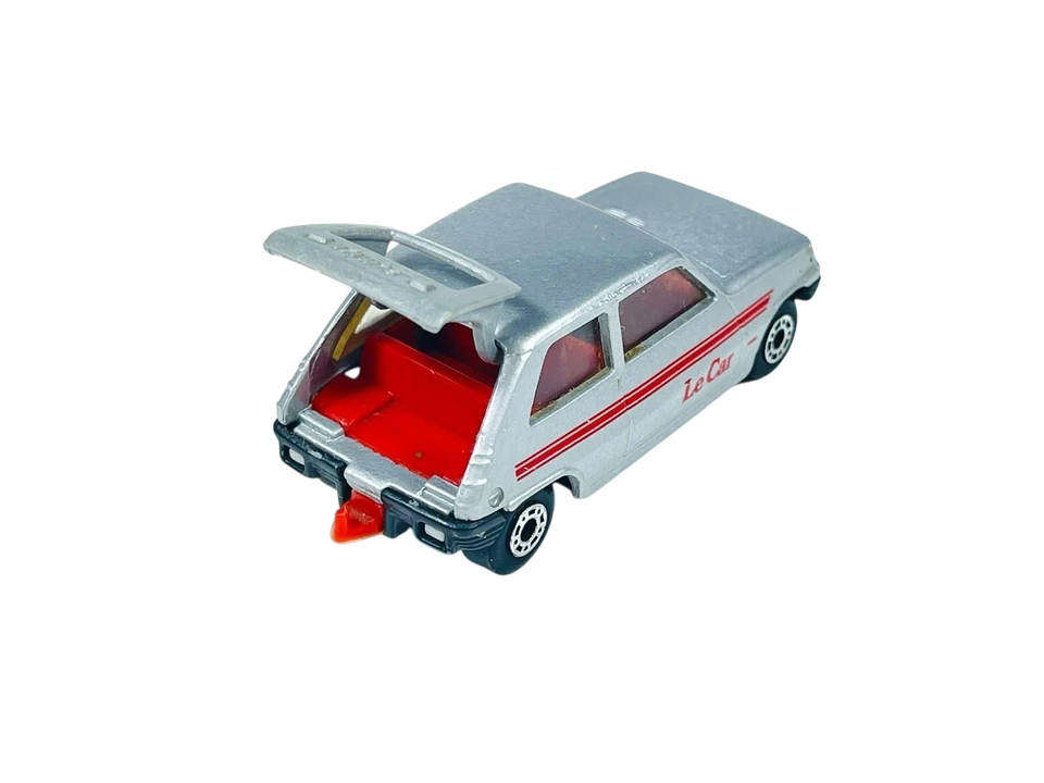 Matchbox Lesney Superfast MB21 Renault 5TL Le Car w/K Box - Image 4 of 4