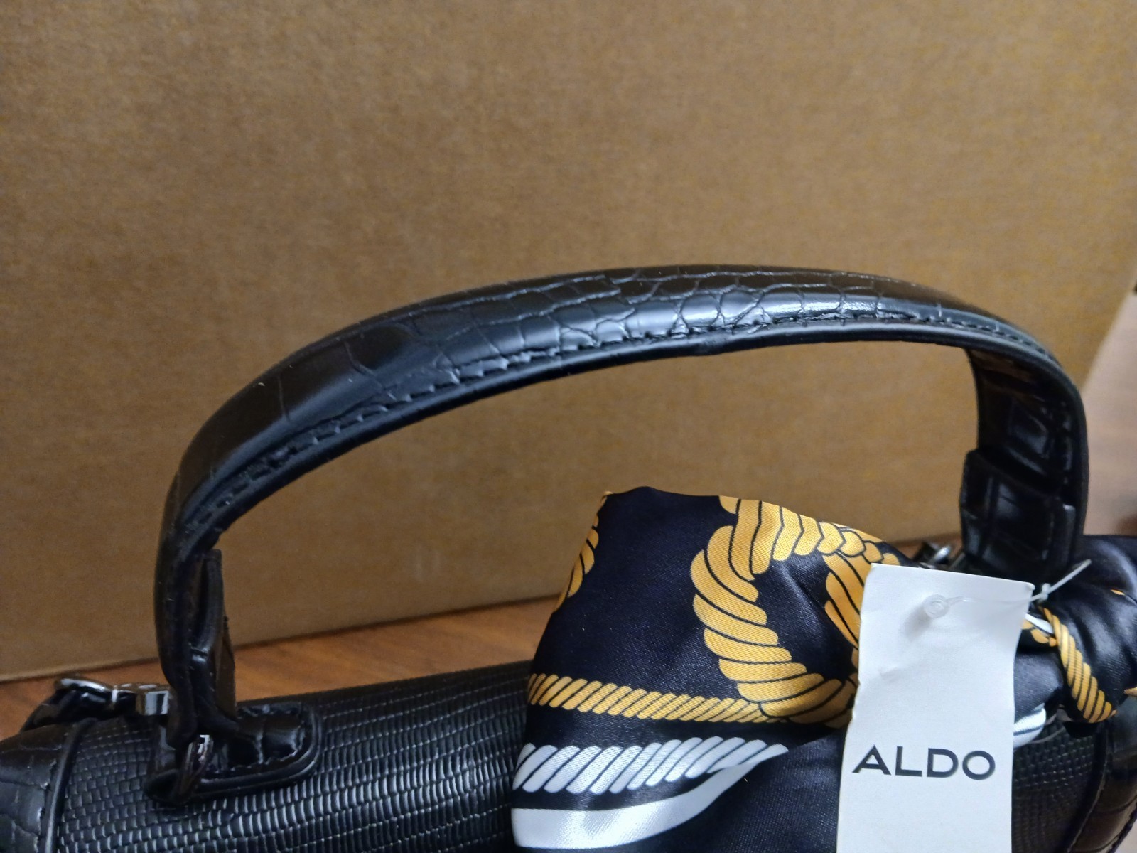 Aldo Landaeriell Black and Faux Snakeskin Handbag with matching Scraf New w Tag