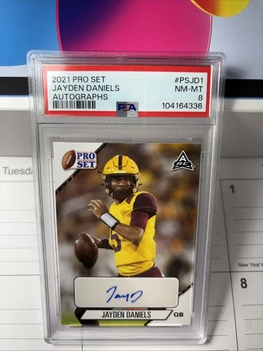 Jayden Daniels Leaf Pro Set Rookie Auto PSA 8 NM-MT #PS-JD1