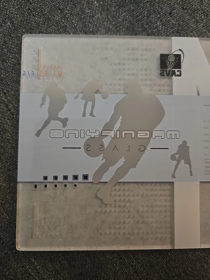 2002-03 UD Glass Magnifying Glass Darius Miles #DM-M - Image 2 of 3