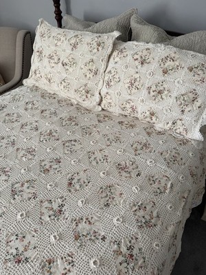 Vintage Style Floral Patchwork Crochet Lace Quilt Set w/ Shams Cottagecore