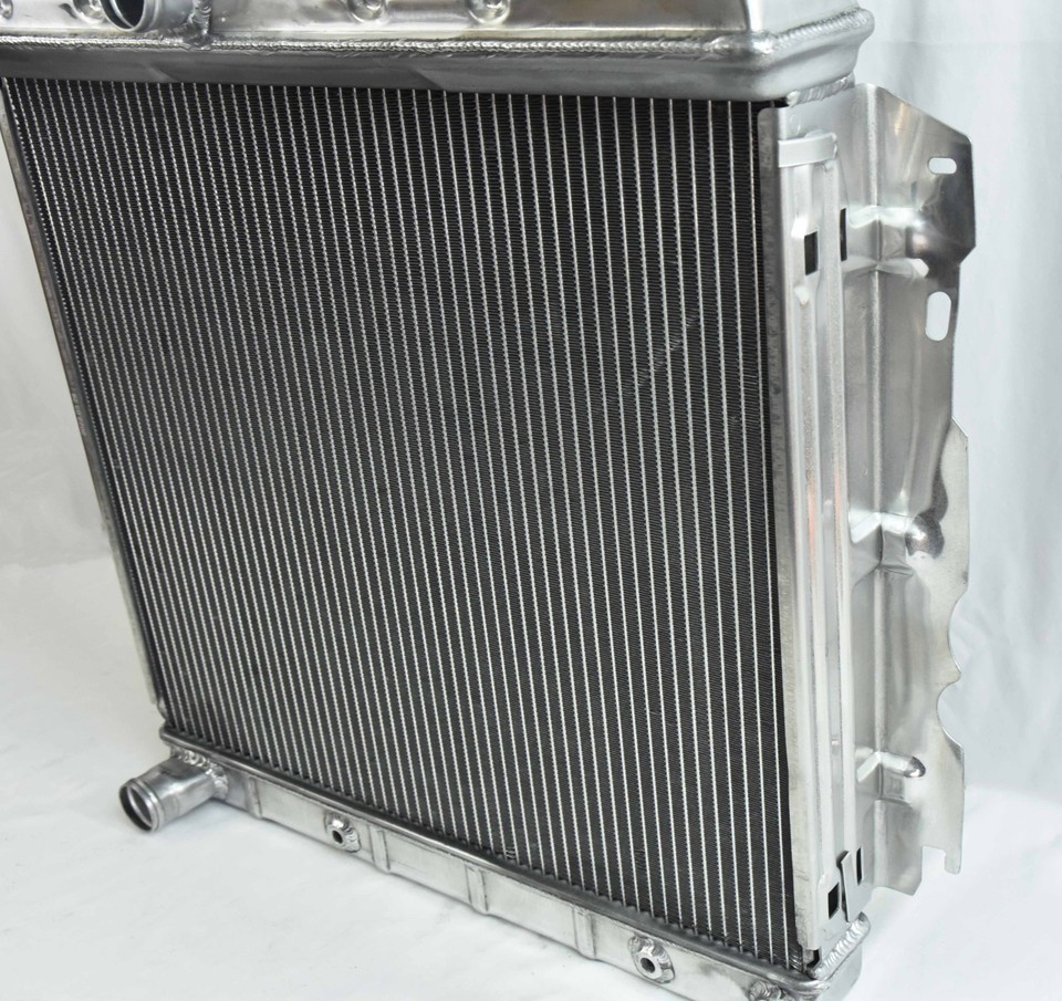 Road Runner Radiator 22