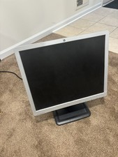 HP LE1911 EM887A LCD Monitor 19" VGA with stand Grade A