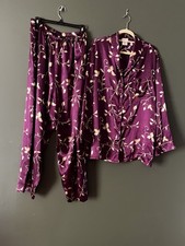 secret treasures pajamas. Size 3 Extra Grande