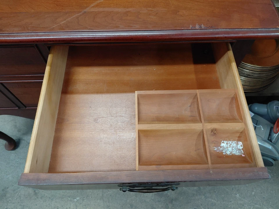 Lowboy Dresser Queen Anne Style Solid Cherry by Thomasville - Image 4 of 4