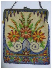 Art deco Hand beaded Flapper purse with Floral details and Inner silk lining