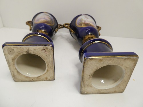 LIMOGES PORCELAIN POTTERY PAINTED CLASSICAL CAMEO SCENES DECORATIVE MANTLE URNS - Picture 16 of 17