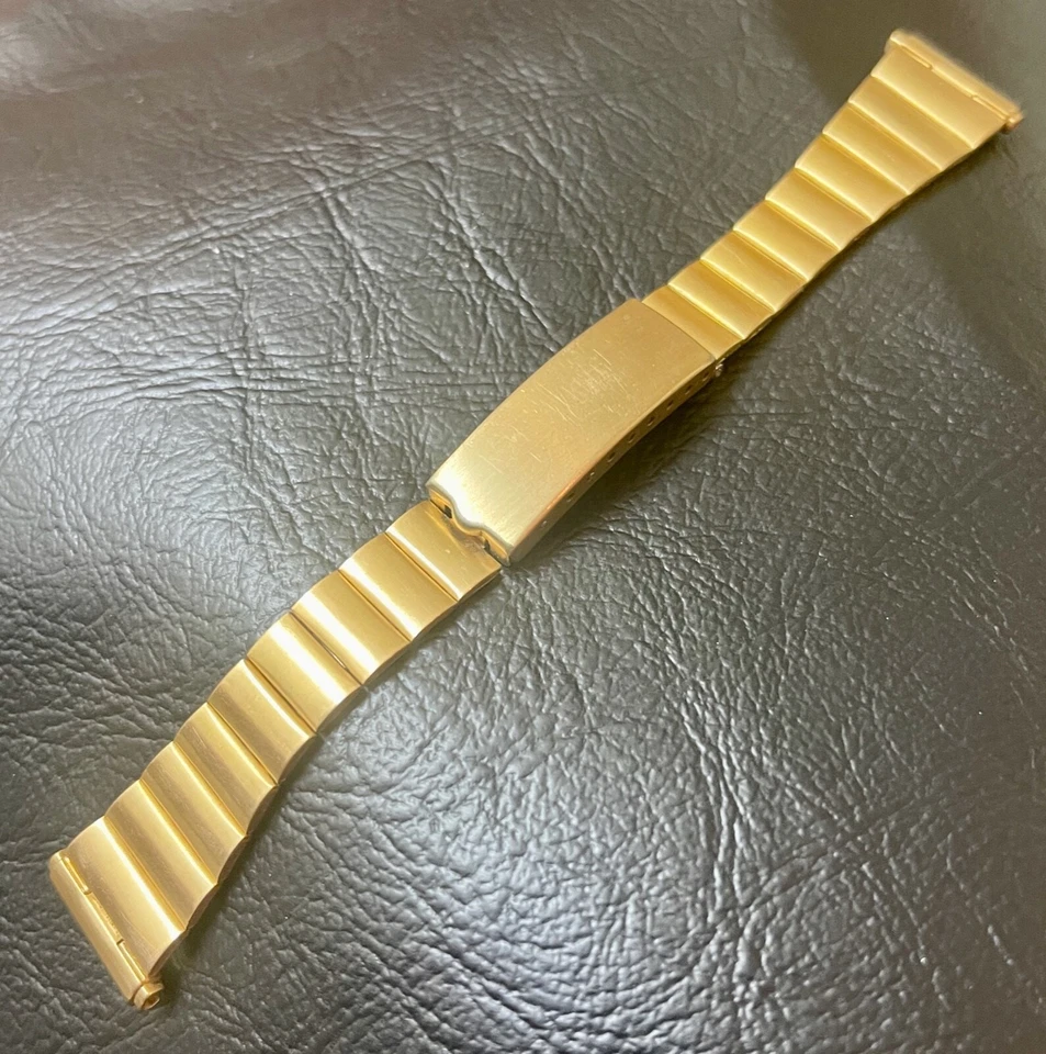 JB Champion USA ladies vintage Satin Gold Finish watch band adjusts 16mm to 18mm - Image 4 of 4