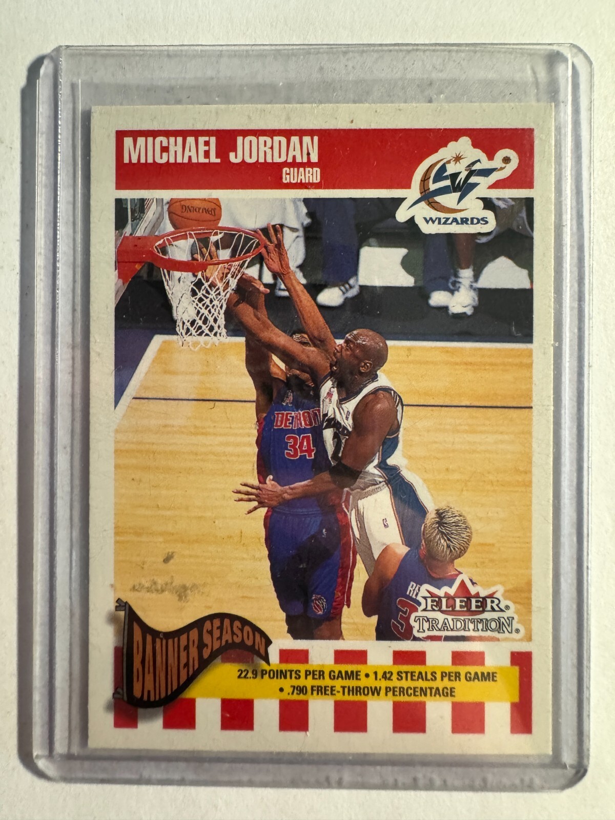 K215,479 - 2002-03 Fleer Tradition #270 Michael Jordan