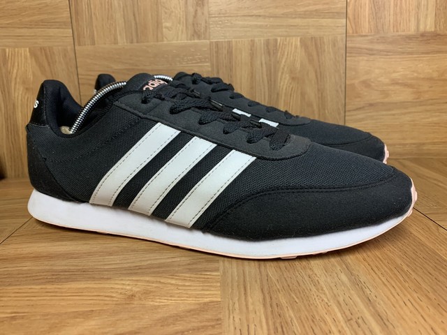 adidas db0432