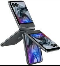 Motorola Moto Razr 2024 XT2453   256GB 5G Unlocked   Koala Gray Good Condition