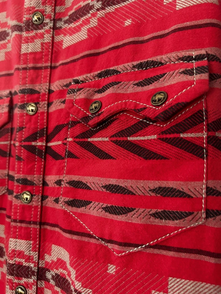 Camisa con botones Ryan Michael para hombre mediana vaquera occidental a presión manga larga roja Foto 3 de 4