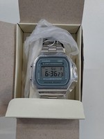 Casio Armbanduhr Digital Illuminator Vintage Herren Silber A168WA-3AYES Uni Logo