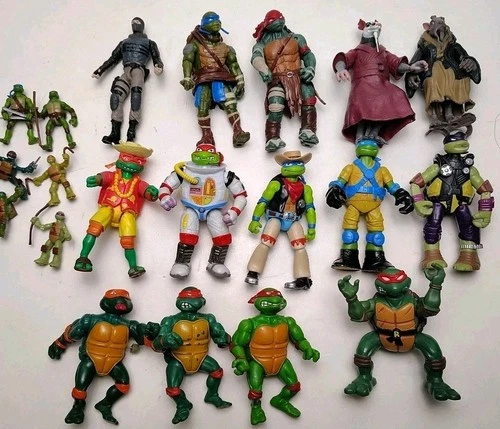 Teenage Mutant Ninja Turtles Figure Lot of 14 Vintage and Modern TMNT Clean LOOK