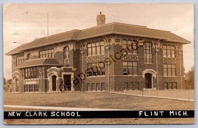 K47/ Flint Michigan RPPC Postcard c1910 New Clark School Building 202