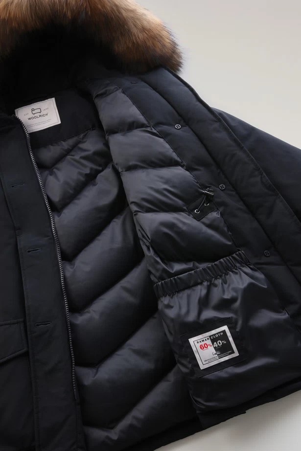 Woolrich Woman Arctic Parka In Ramar With Detachable Fur Trim Dark Navy image 8