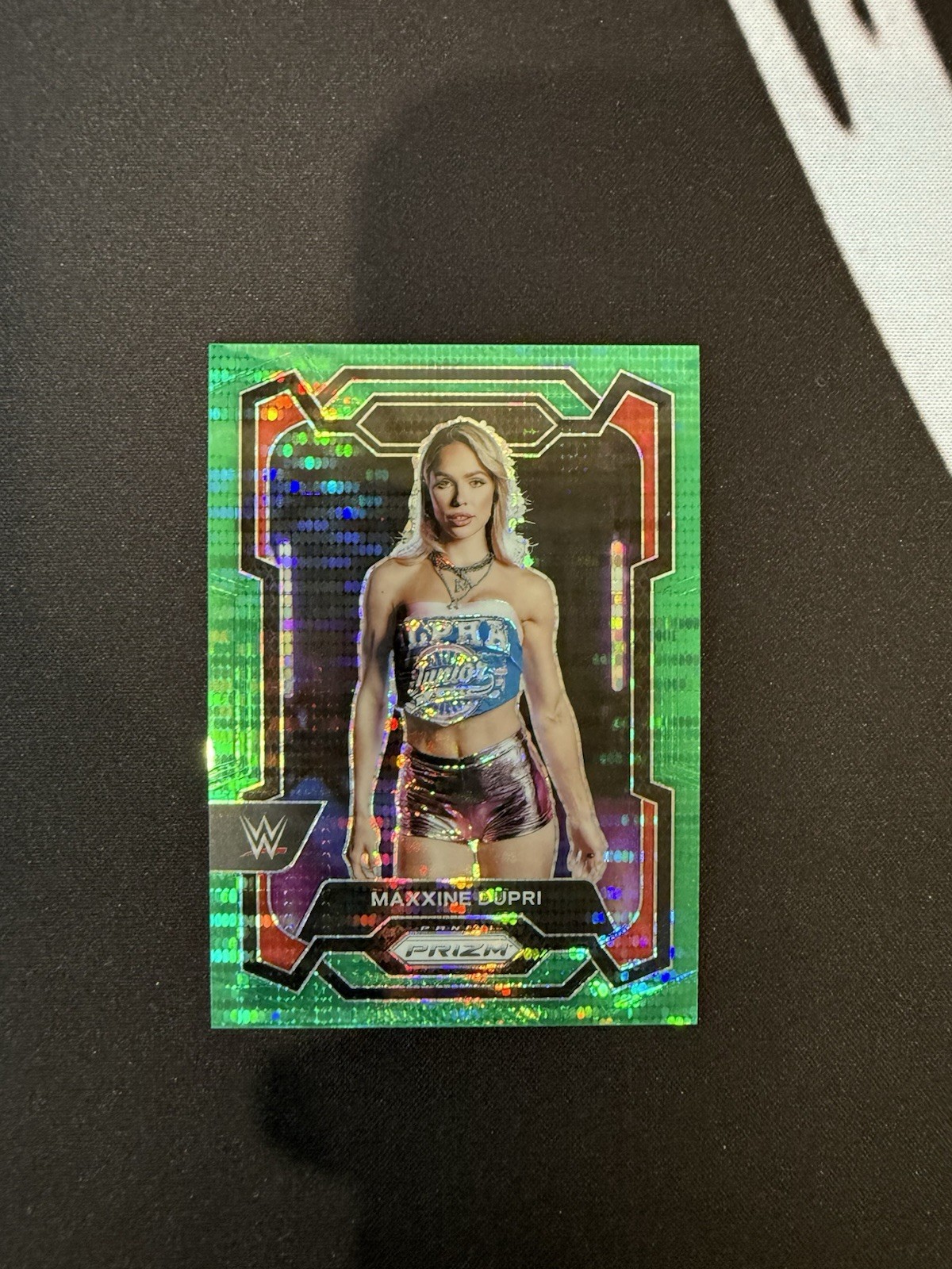 2024 Panini Prizm WWE Maxxine Dupri #129 Green Pulsar Prizm /25, Clean!