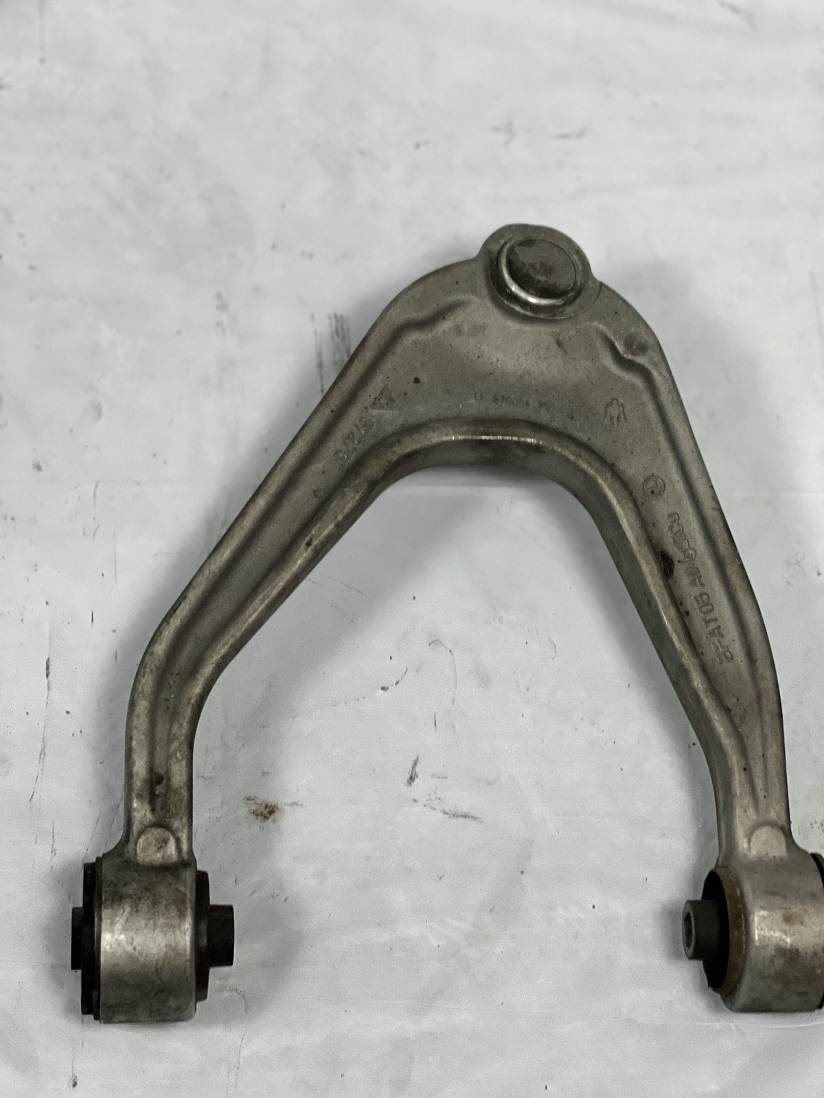 2014-17 Maserati Ghibli S Front Left Upper Control Arm 06700041850 OEM