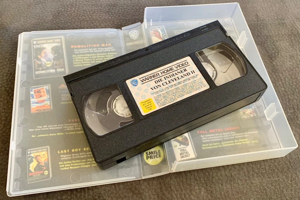 (っ'-')╮=͟͟͞͞🏀 Die Indianer von Cleveland 2 📼VHS-ERSTAUFLAGE⚾️🧢🏏Charlie Sheen - Bild 3 von 4