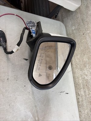 2019-2022 MERCEDES A220 RIGHT SIDE DOOR EXTERIOR REAR VIEW MIRROR OEM