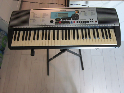 鍵盤楽器 YAMAHA PSR-225 Yamaha Portatone Psr-225 Portable Power Grand 61 Keyboard